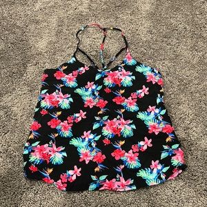 No boundaries floral crop top